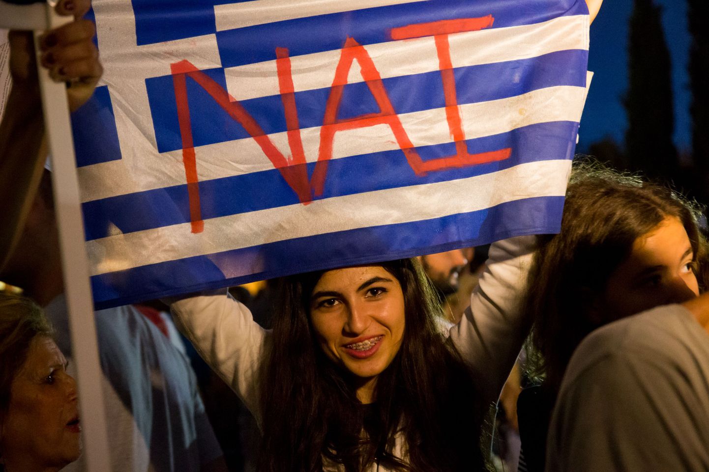 Euroopameelsete kodanike meeleavaldus Kreeka parlamendi esisel väljakul.