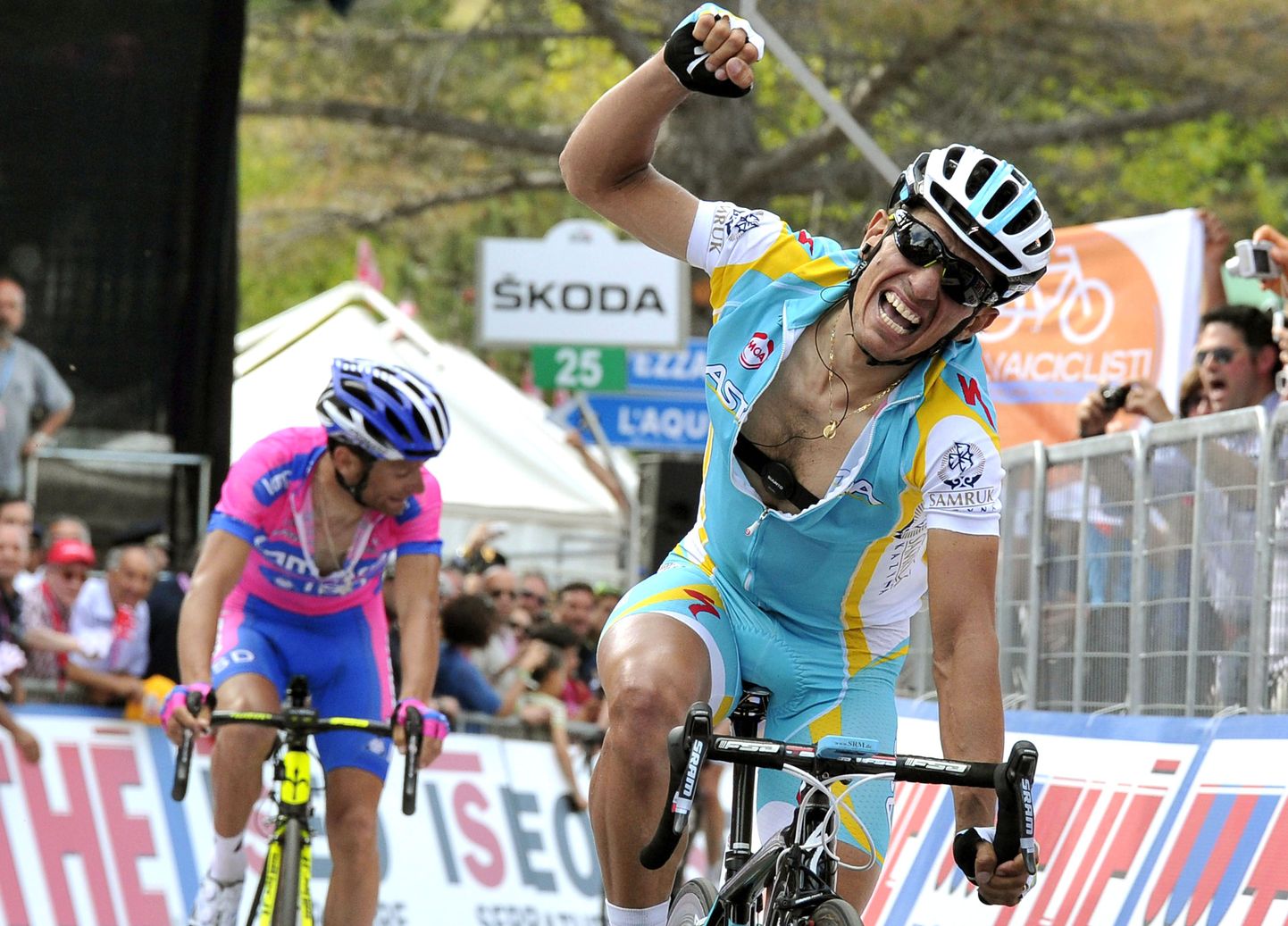 Paolo Tiralongo võitis Giro d'Italia seitsmenda etapi.