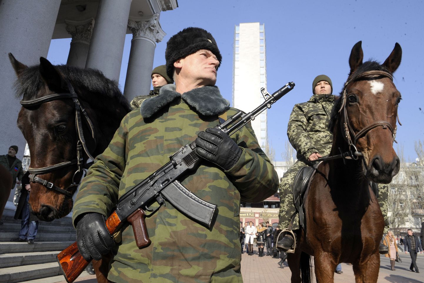 Isehakanud Donetski rahavabariigi omakaitseväelased.