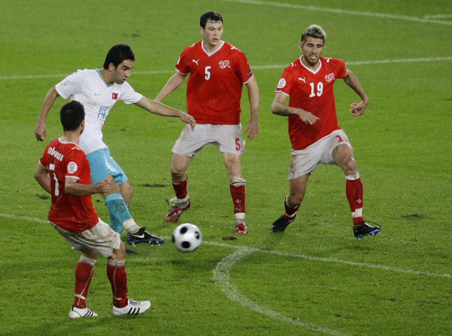 Türklased lõid Šveitsi vastu viigivärava kohtumise viimasel minutil.