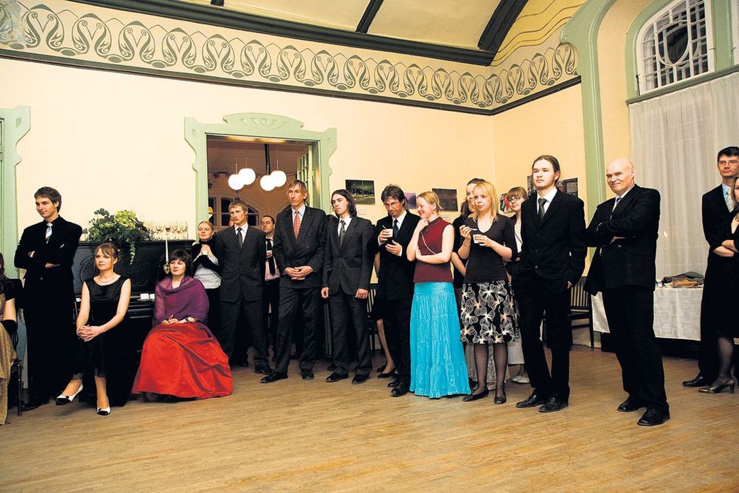Laupäeval toimus Saksa Kultuuri Instituudis Liivika perekonnaõhtu, kus 100. aastapäeva pidustustest võtsid liiviklased osa koos kaaslastega.