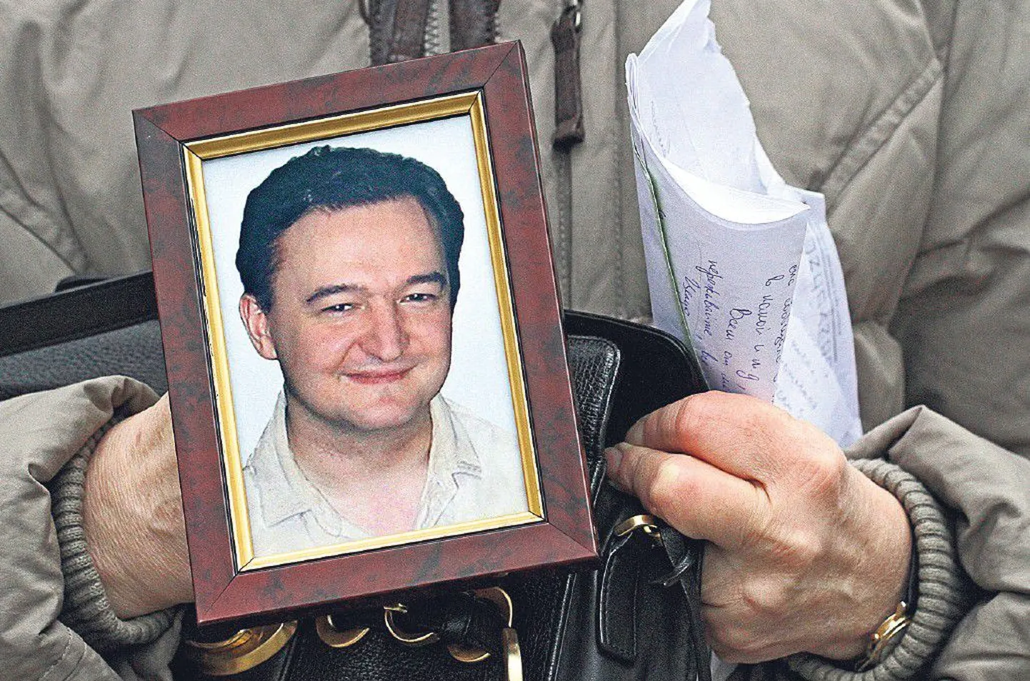 Юрист инвестиционного фонда Hermitage Сергей Магнитский скончался в московской тюрьме 16 ноября 2009 года.