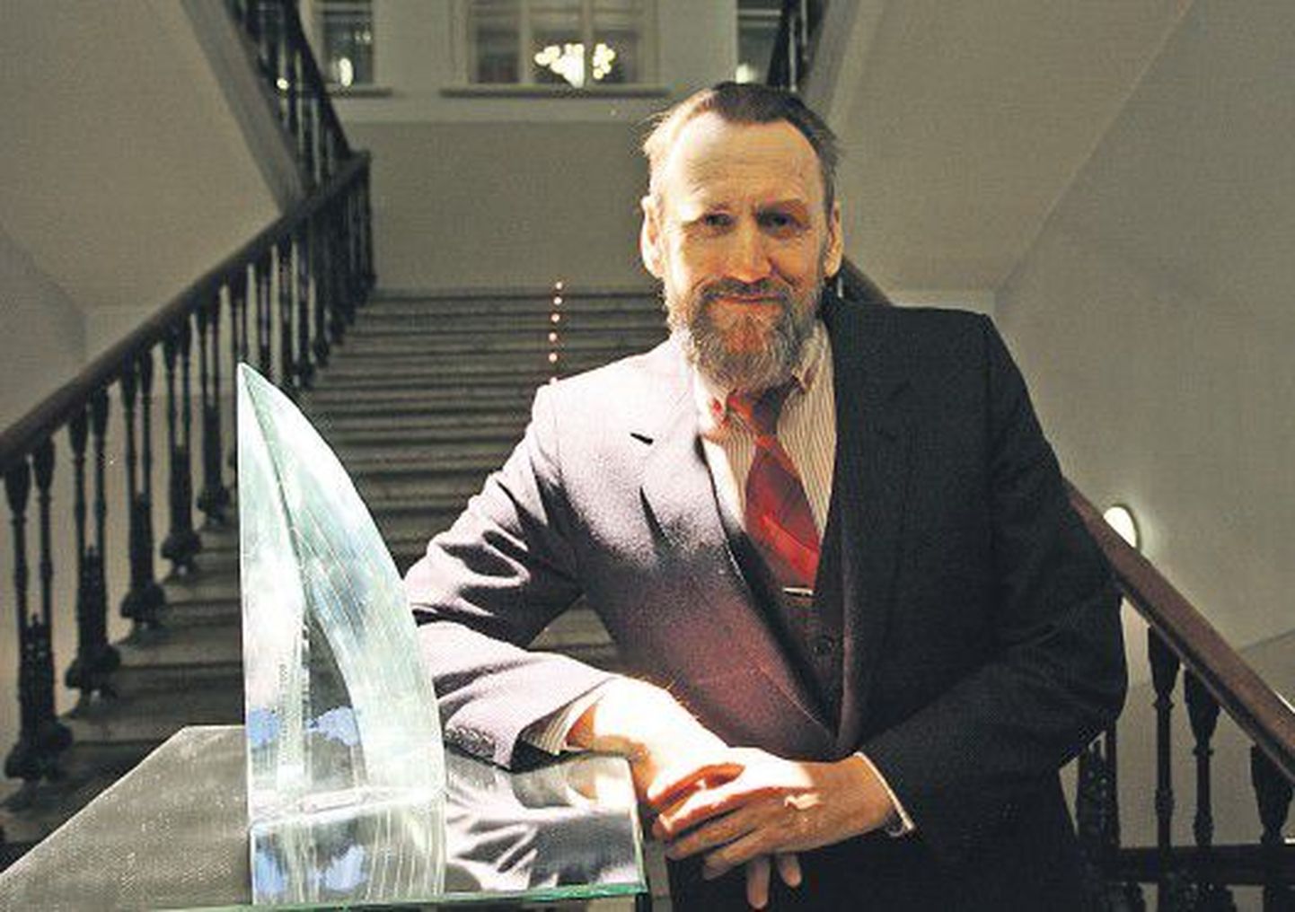 Для Сергея Викентьева скульптура Иво Лилля стала первой наградой за его работу.