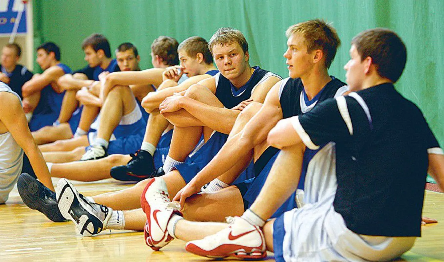 Need Eesti noored korvpallurid, kes võinuks kuuluda U20 koondisse, said osaleda Eesti B-koondise lühikeses treeningutsüklis.