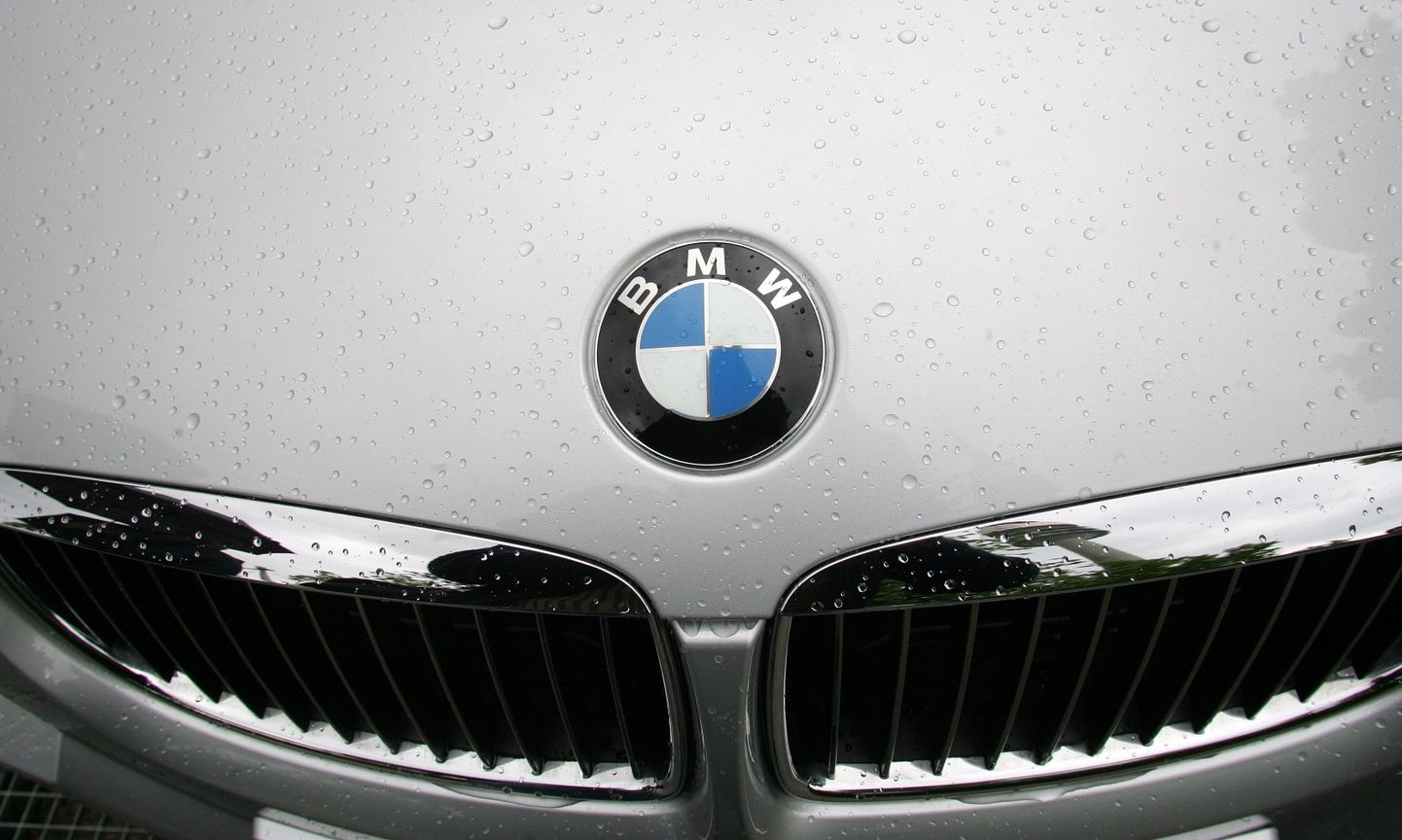Логотип BMW. Иллюстративный снимок.