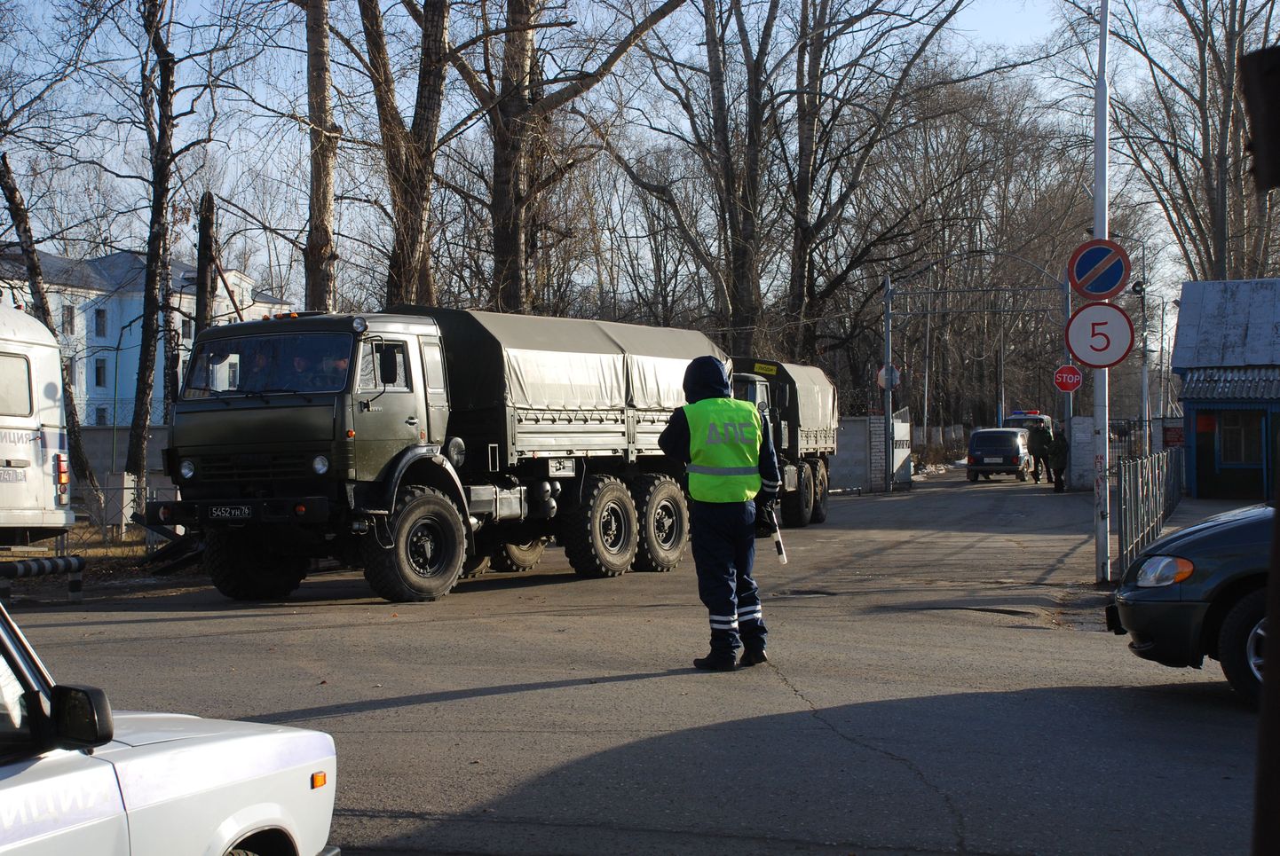 Пропускной пункт на въезде на военную базу в Ульяновске.