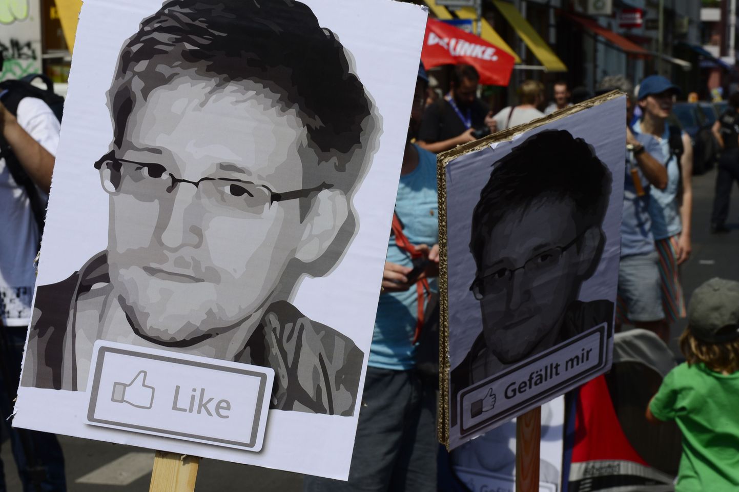 Edward Snowdeni poolehoidjate meeleavaldus Berliinis.