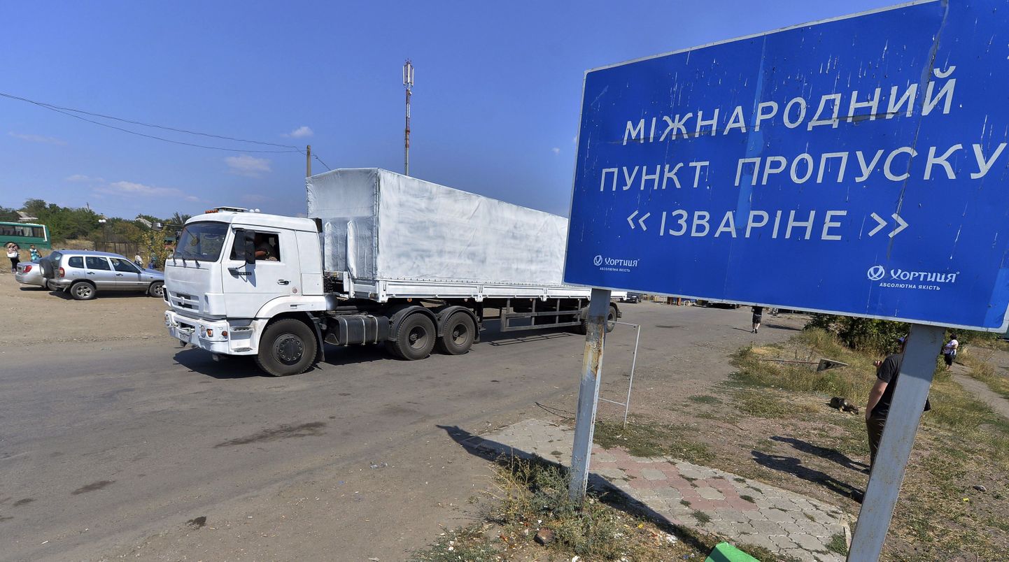 Ни украинской стороне, ни Международному комитету Красного Креста неизвестно содержимое грузовиков, которые въезжают из России на Украину, заявляет министерство иностранных дел Украины.