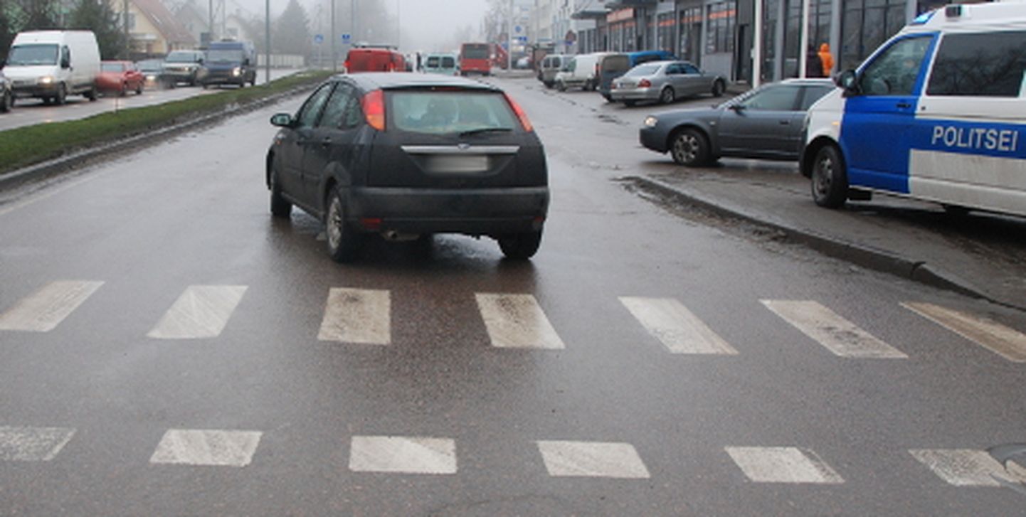 Tartus Võru ja Aardla tänava ristmikul juhtus 10. veebruaril liiklusõnnetus, milles sai vigastada jalakäija.