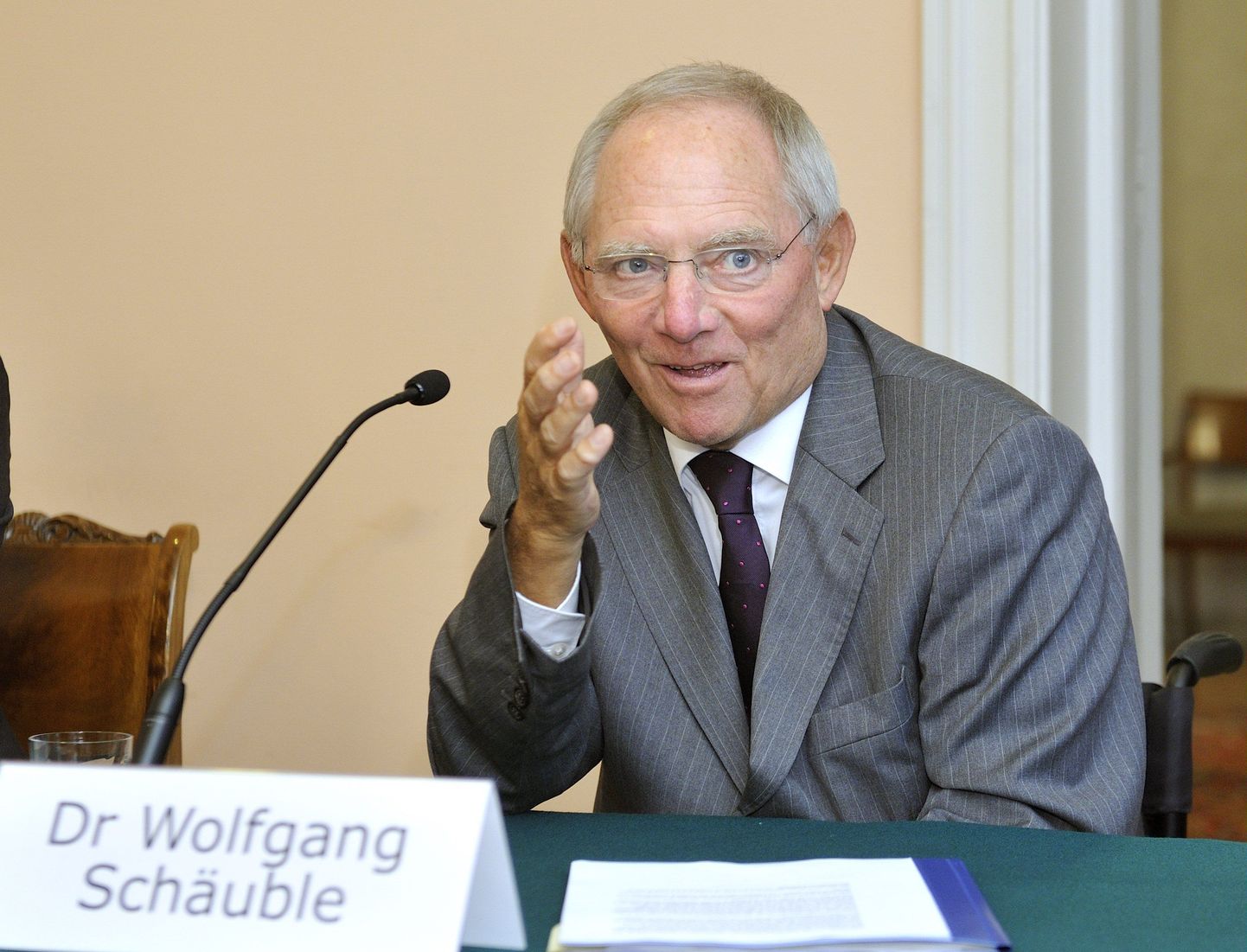 Saksa rahandusminister Wolfgang Schäuble ei taha Kreekat nui neljaks euroalas hoida.