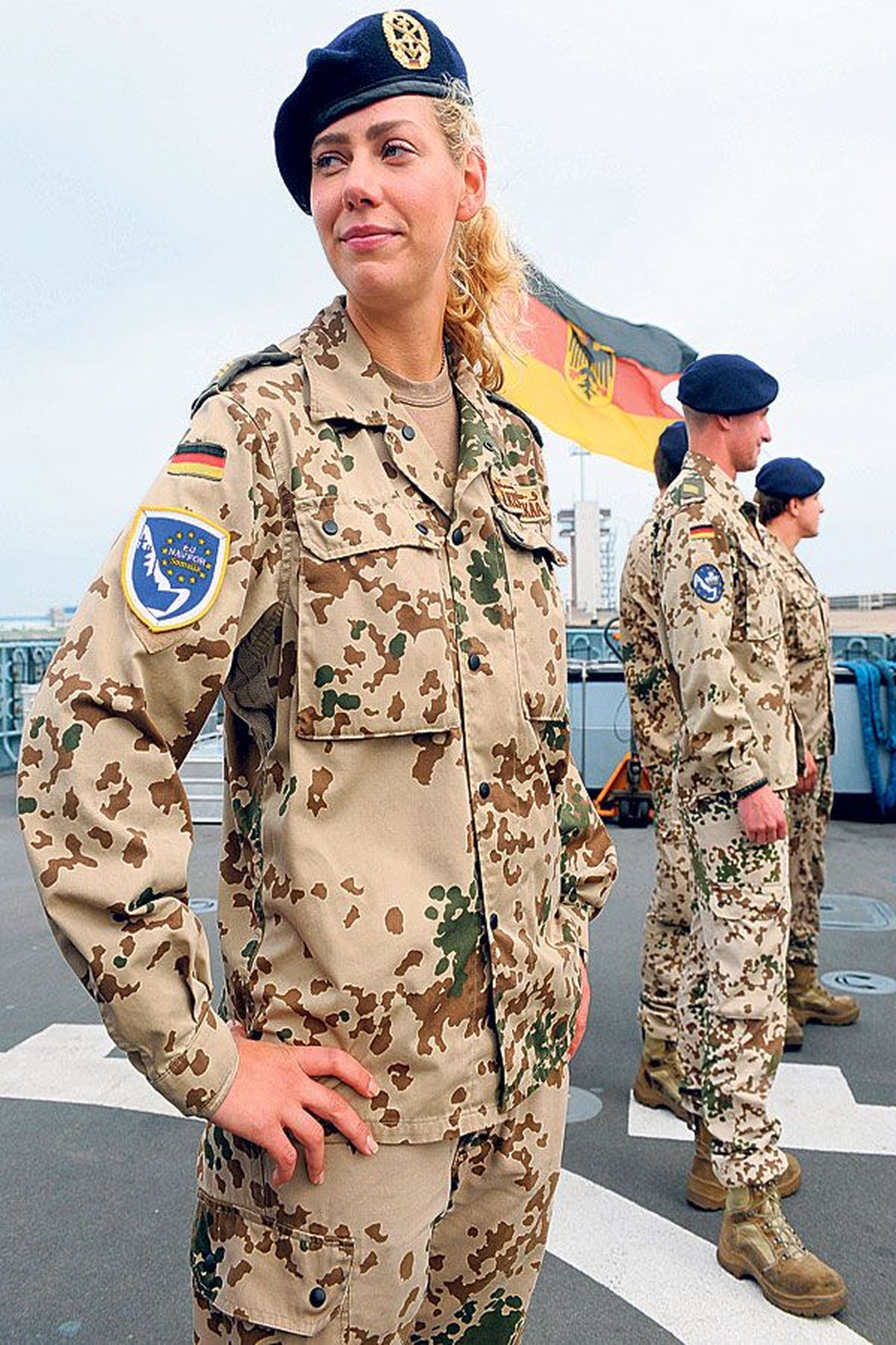 Морпех Бундесмарине Вера Кислинска на фрегате Bremen после возвращения из миссии ЕС EUFOR Atalanta.