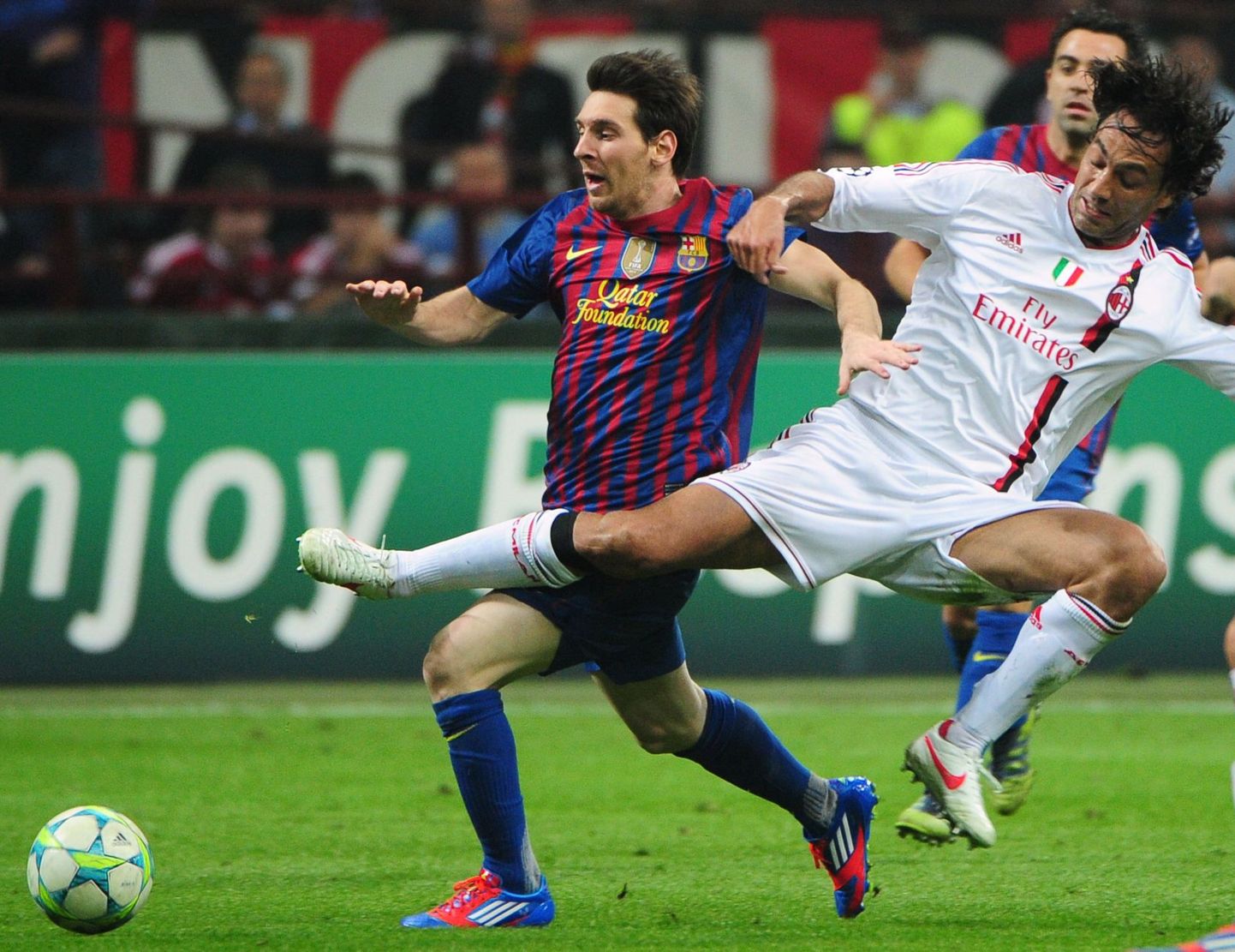 FC Barcelona ja AC Milani esimene duell lõppes viigiliselt.