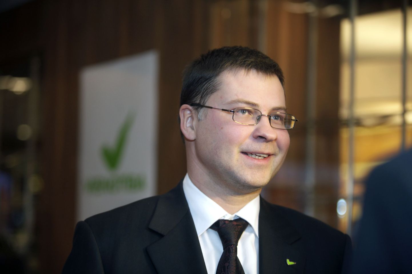 Премьер-министр Латвии Валдис Домбровскис доволен.