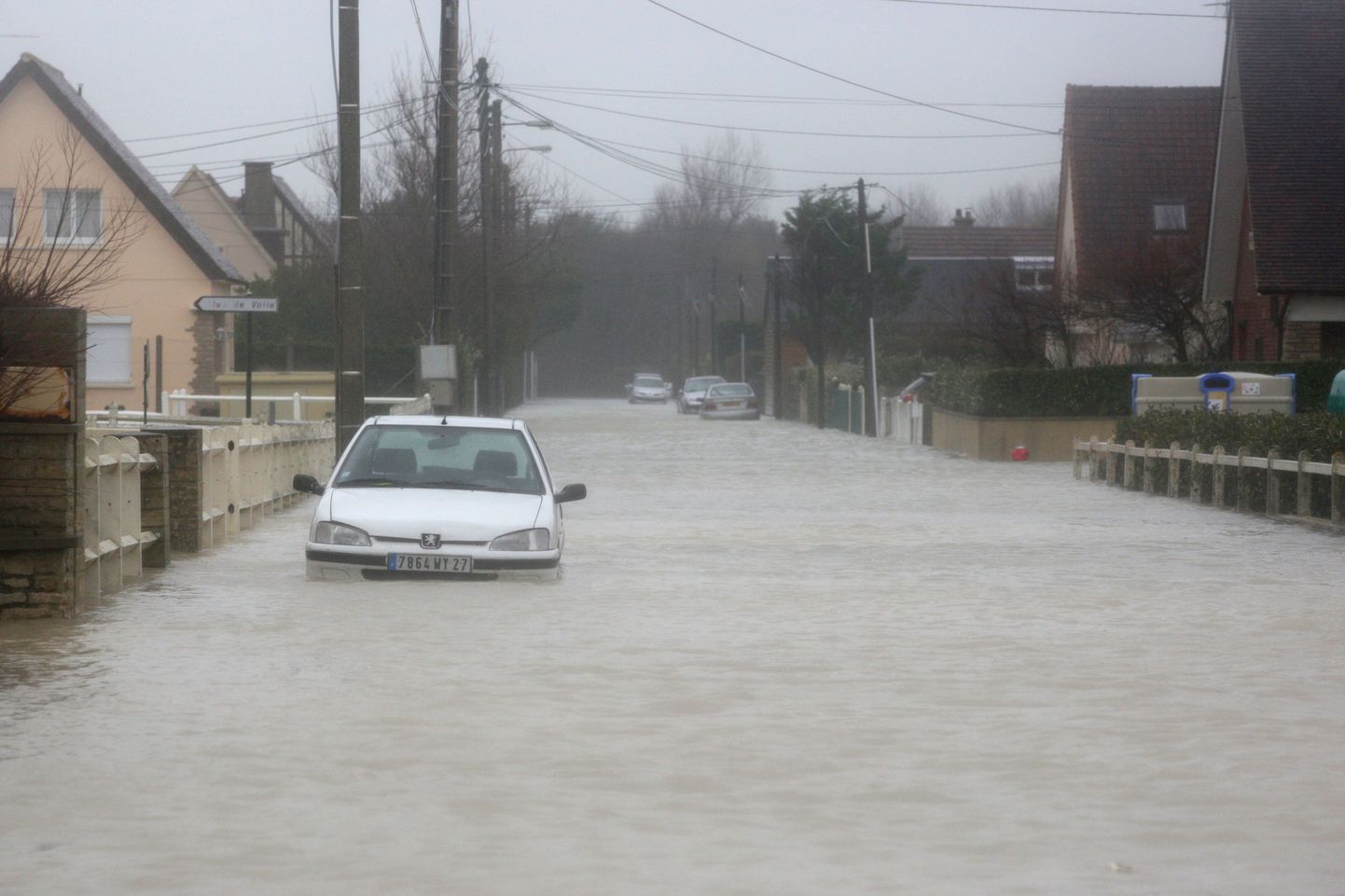 Üleujutatud tänav Ver-sur-Mer' linnakeses Lääne-Prantsusmaal