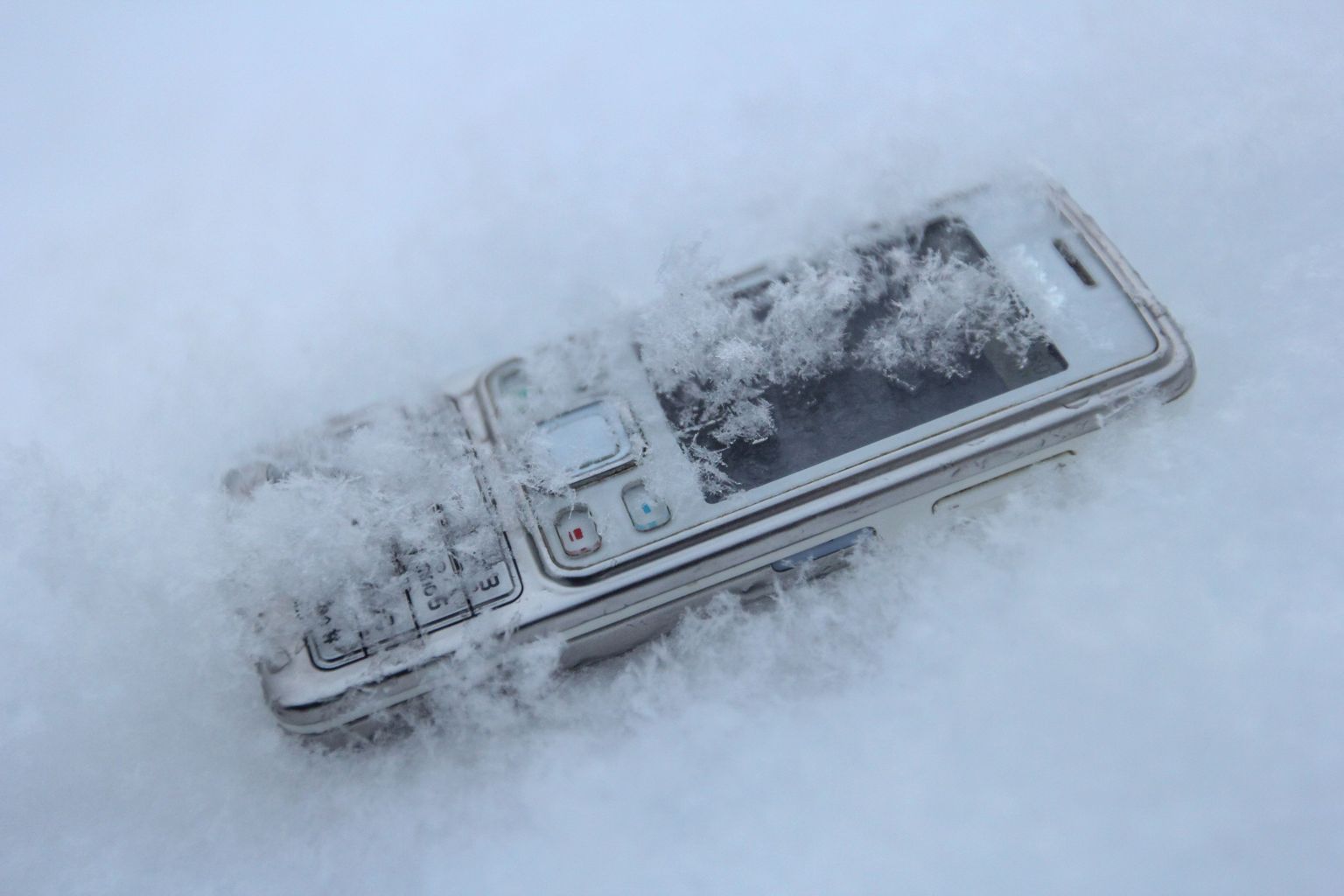Mobiiliaku külma hästi ei talu.