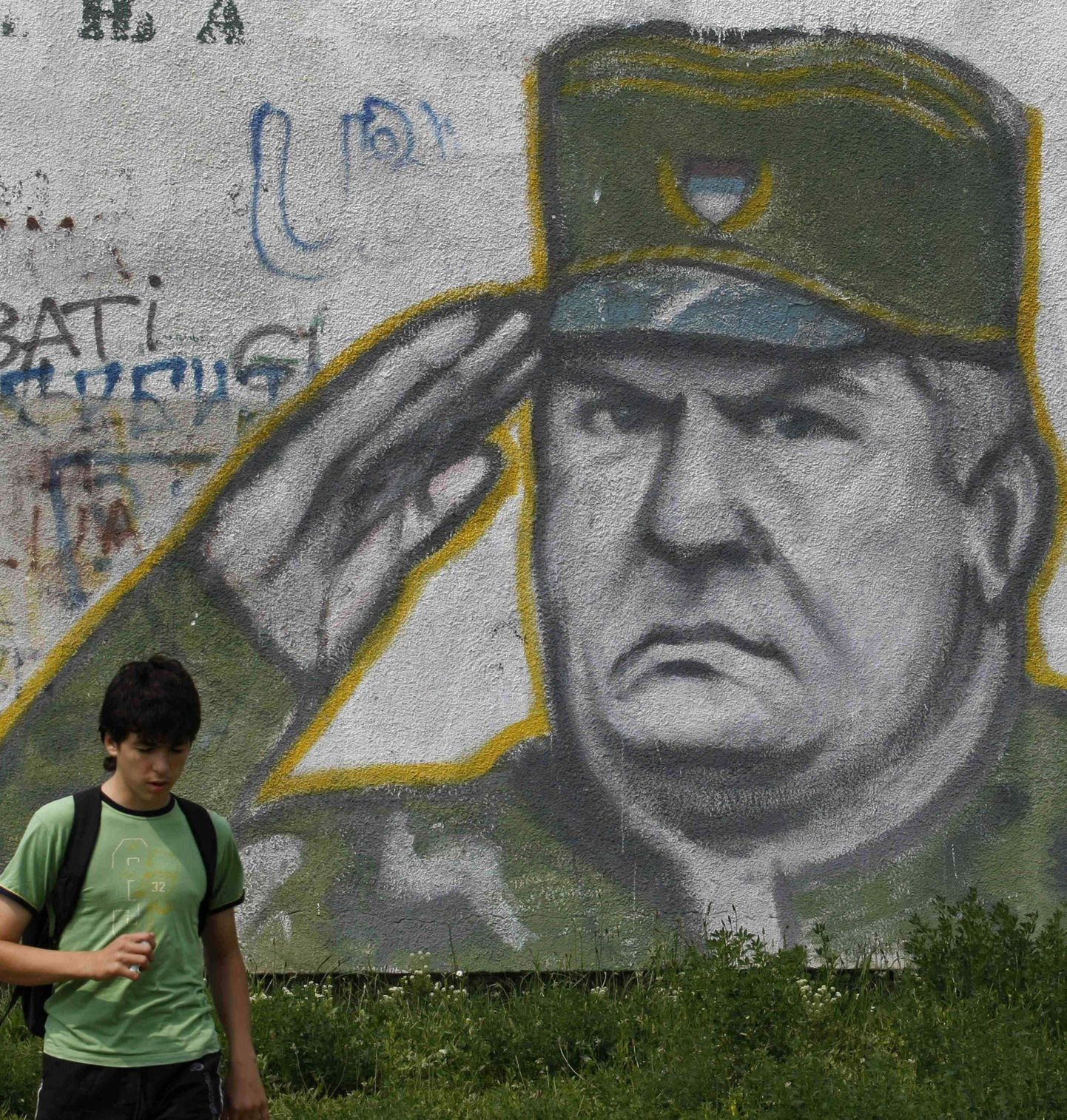 Ratko Mladicit kujutav grafiti Belgradis.
