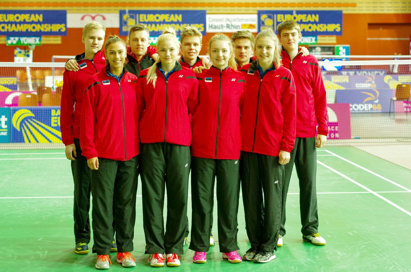 Eesti juunioride sulgpallikoondis Prantsusmaal Euroopa meistrivõistlustel.