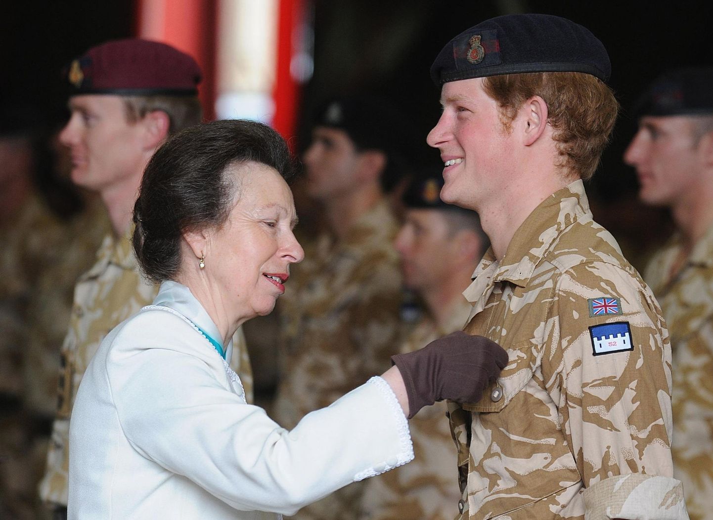 Prints Harry sai Afganistanis teenimise eest medali