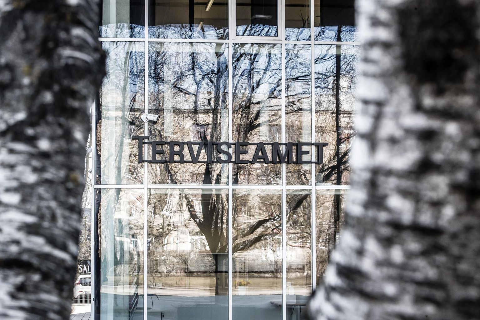 Terviseameti kinnitusel pole Viljandimaal tuvastatud nakatunu haigena meelelahutusasutustes käinud.