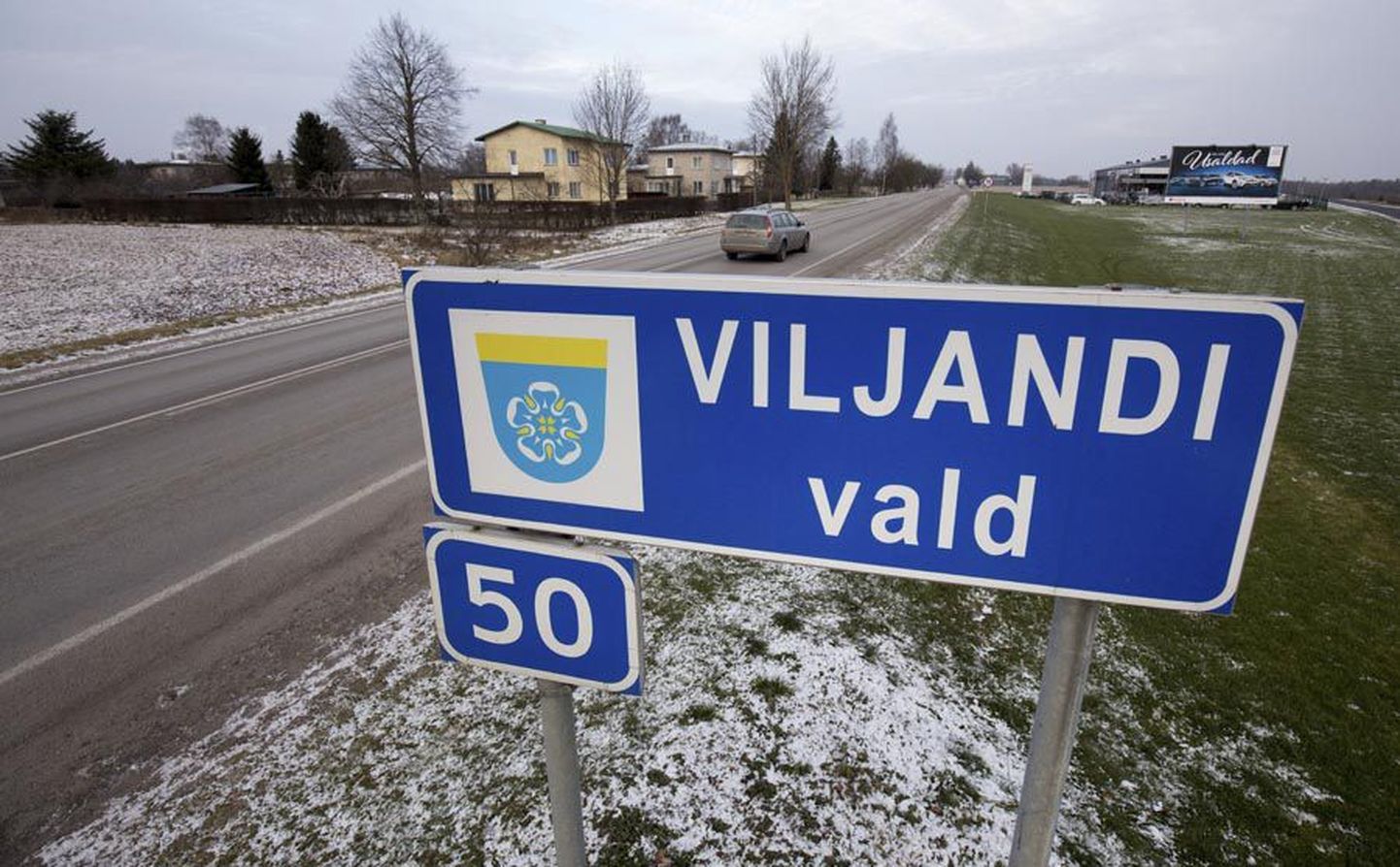 Detsembrikuu jooksul kirjutas ennast Viljandi linnast Viljandi valda viis inimest rohkem kui vallast linna.