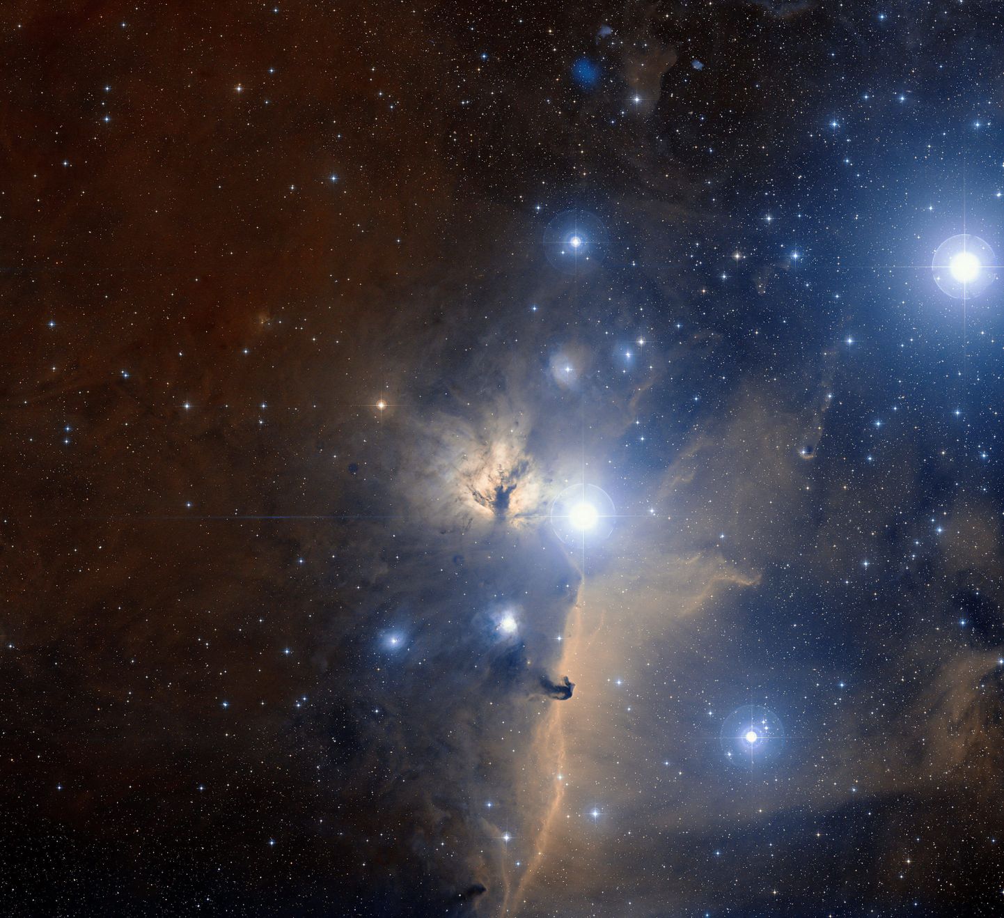 Орион и Туманность Андромеды в телескопе Vista. Фото иллюстративное.