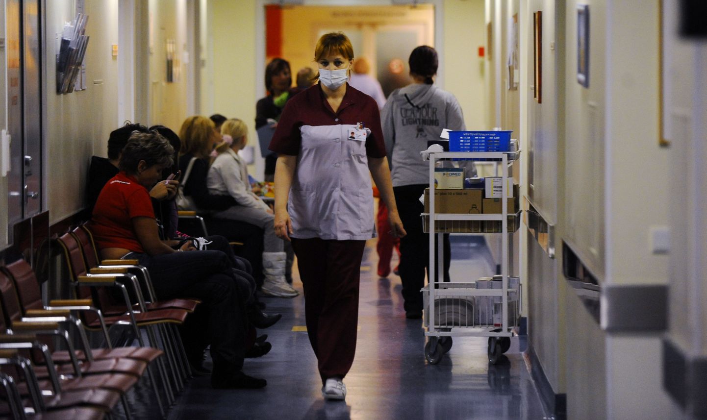 Gripi ja viiruste tõttu pöördub arstide poole jätkuvalt tuhandeid inimesi.