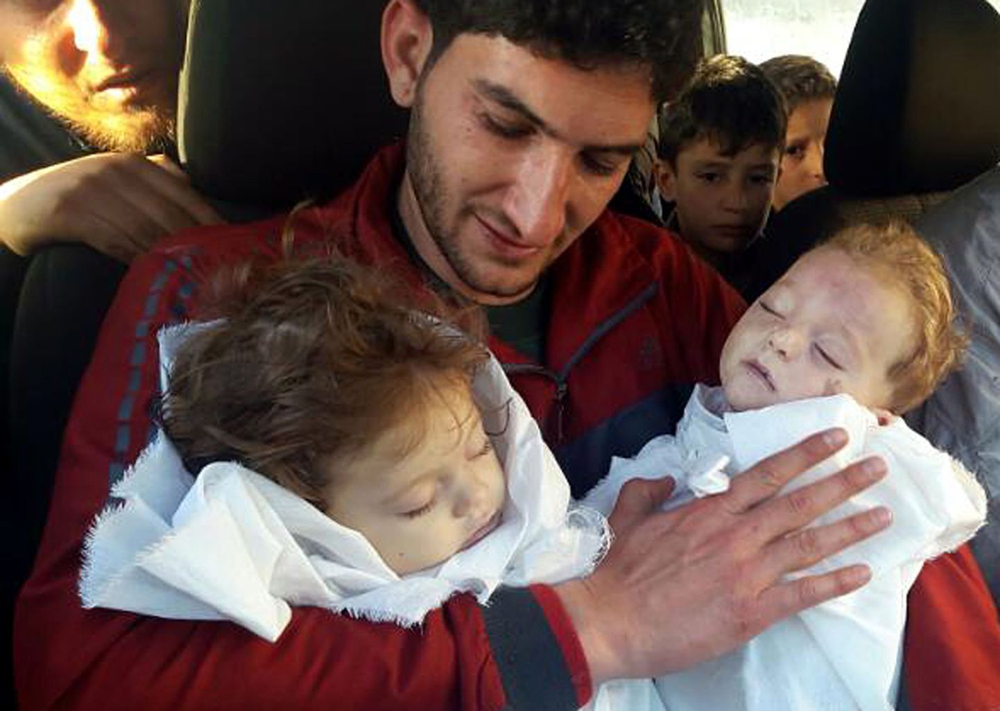 Keemiarünnakus kaksikud lapsed ja 25 pereliiget kaotanud Abdul-Hamid Alyousef.