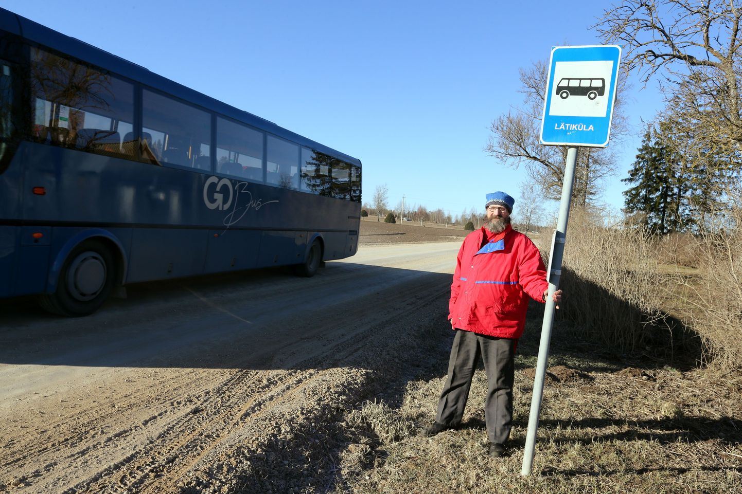 Pea kuu aega tagasi alustas Heino Soosaar Lätikülast bussisõitu, mis tõi talle sekeldused, mille lõppu pole näha.