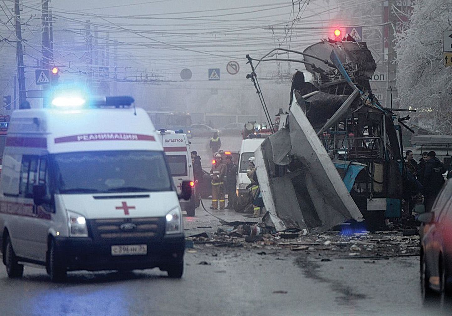 30 декабря утром в Волгограде произошел второй за сутки теракт — взрыв прогремел в троллейбусе.