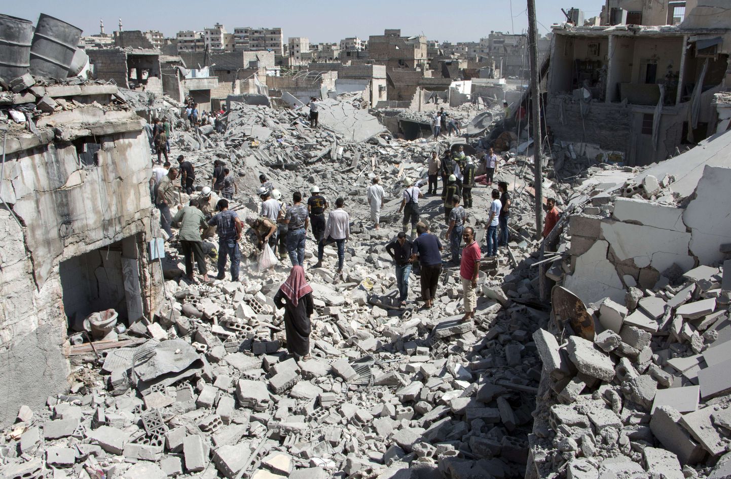 Süüria režiimi õhulöökides hukkus 12 tsiviilisikut