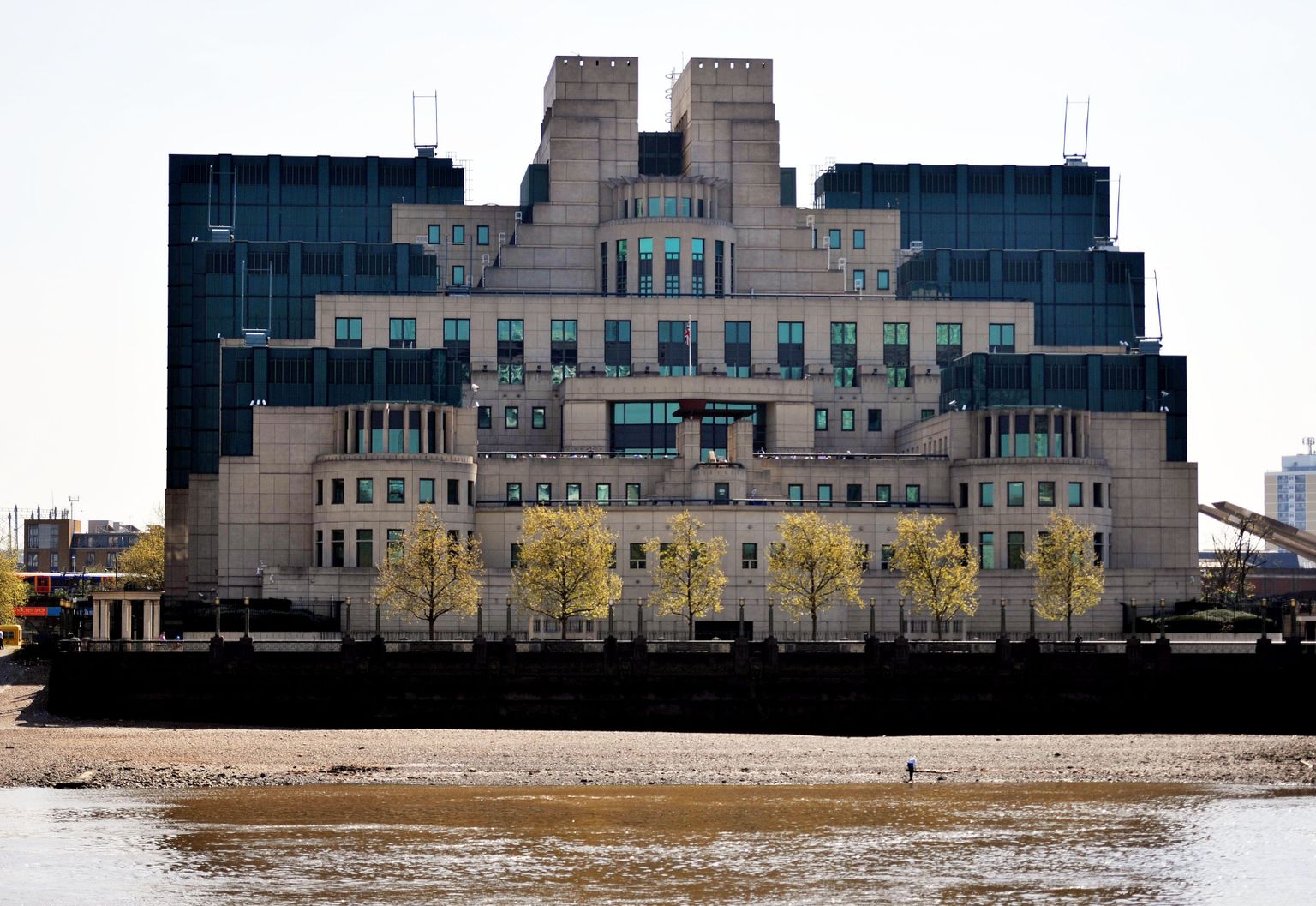 MI5 peakorter Londonis Vauxhallis