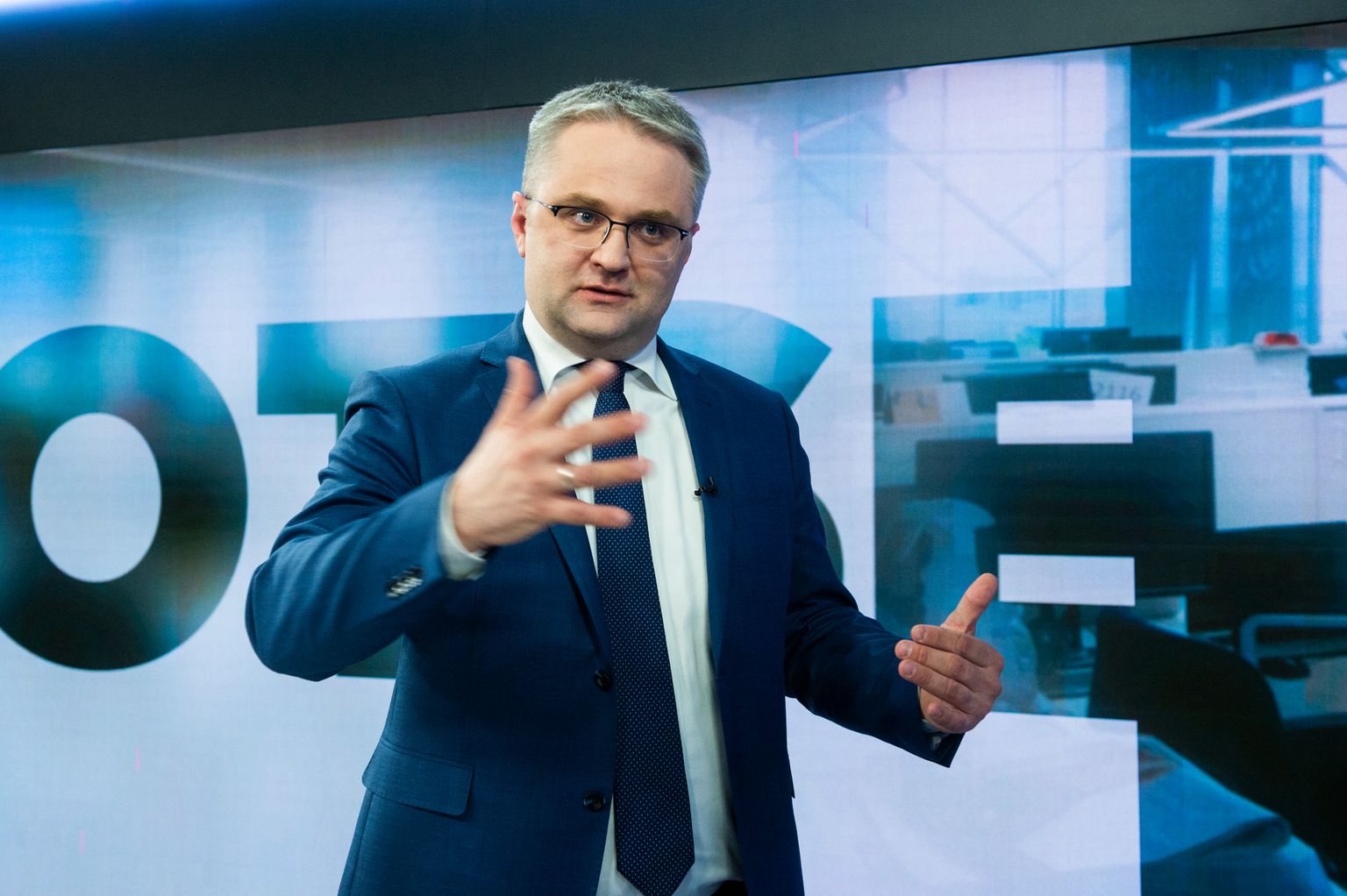 Otse Postimehest saates oli Janar Holm. Saatejuht Toomas Kask.