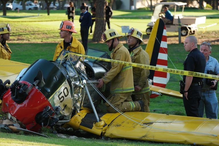 Harrison Fordi lennuk 2015. aastal pärast hädamaandumist golfirajale / Scanpix