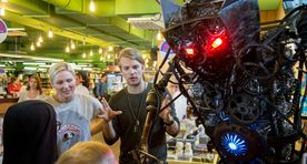 Viru keskuses toimus suurejooneline raamatu- ja robotipidu