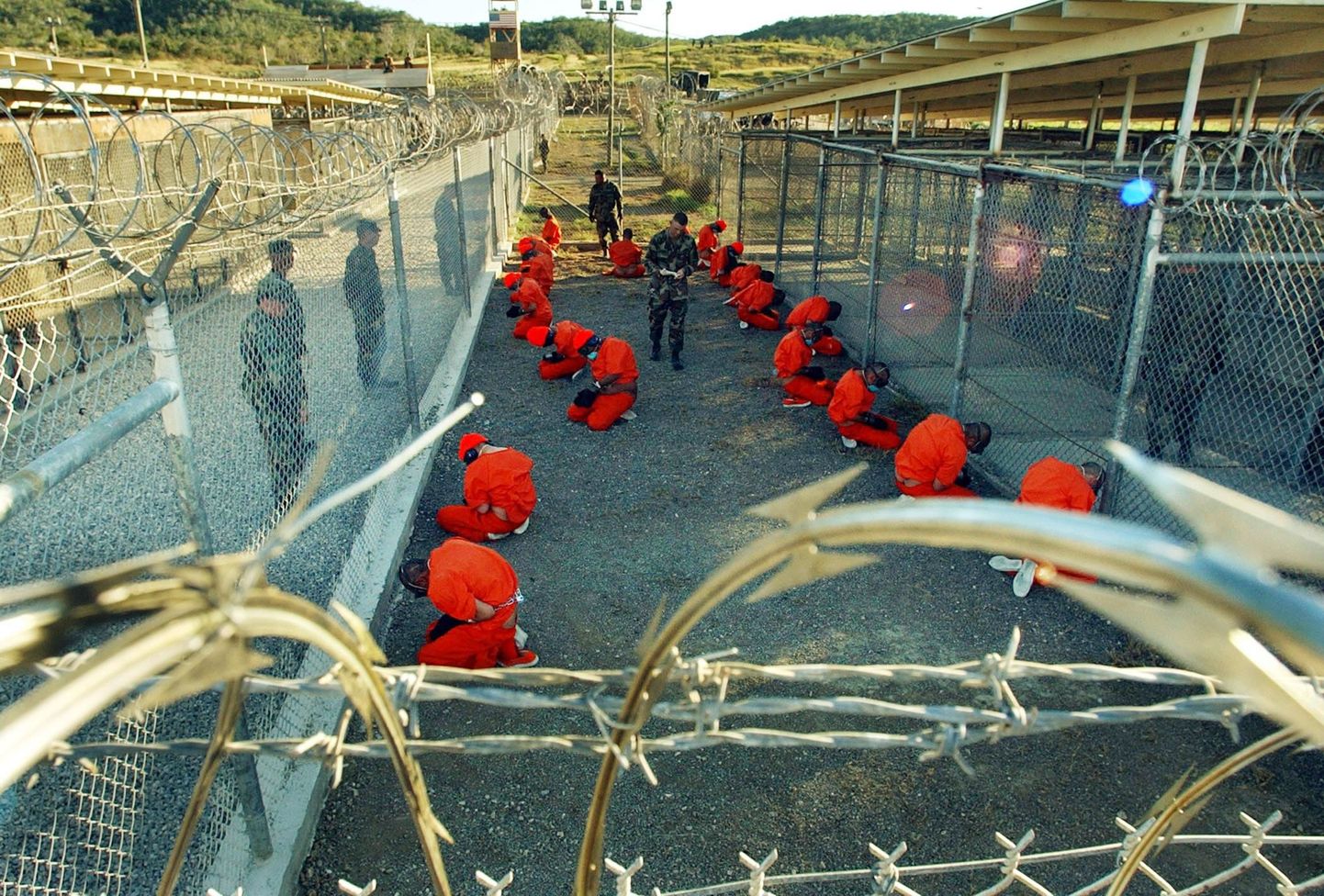 2002. aastal tehud foto Guantanamo vangilaagrist.