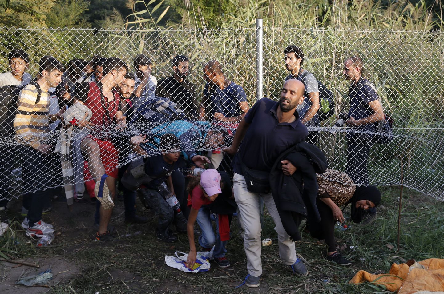 Migrandid Serbia-Ungari piiril