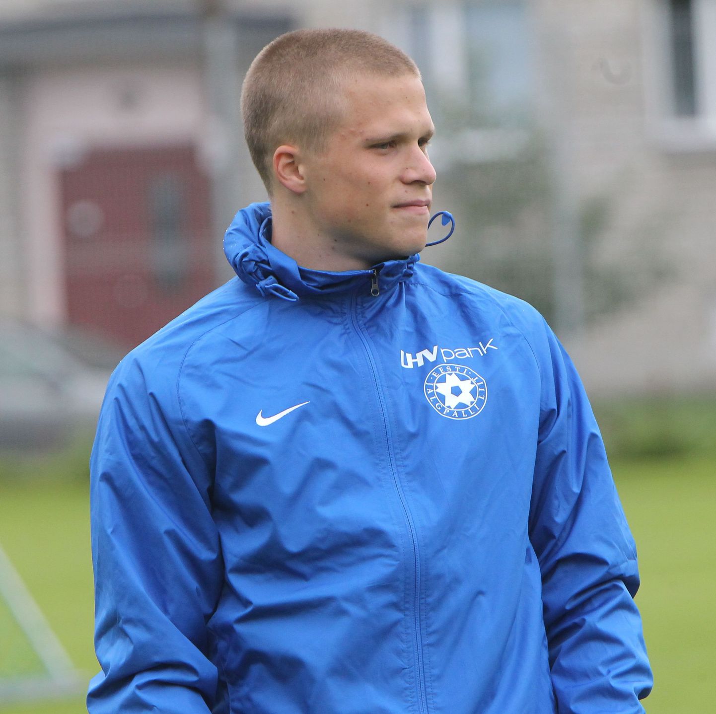 Henrik Ojamaa Eesti jalgpallikoondise treeningul.