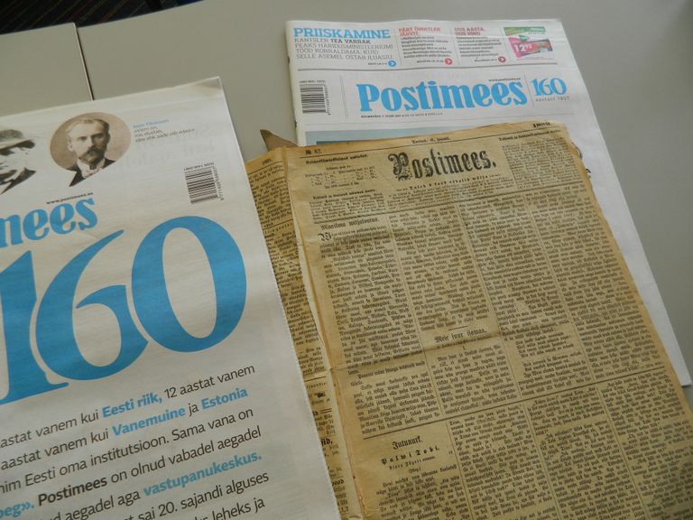 1889. aasta Postimehed kõrvuti tänapäevase ajalehega.