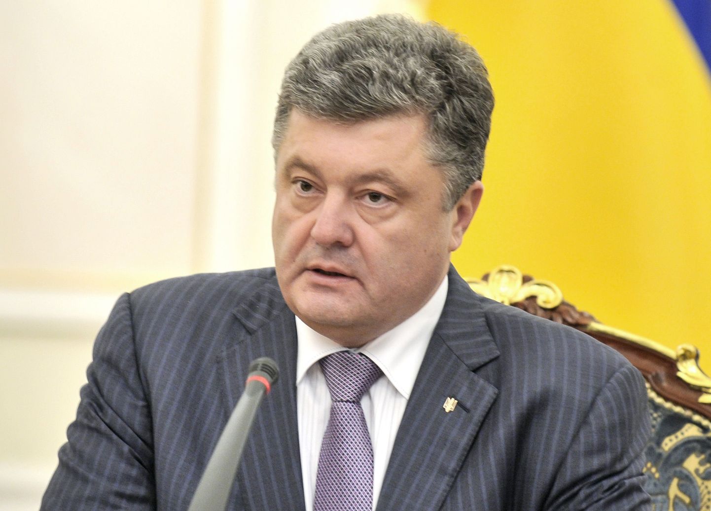 Ukraina president Petro Porošenko lubas väljakuulutada ühepoolse vaherahu.