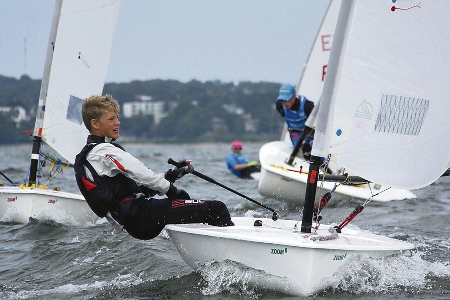 16aastane Keith Luur on seadnud eesmärgiks seilata kunagi olümpiaregatil.
