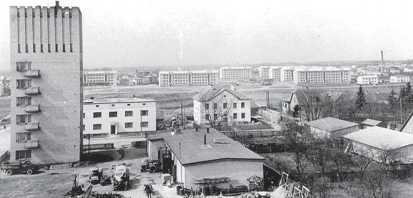 Vaade üle Valuoja Paalalinna uutele kortermajadele 1960. aastatel.