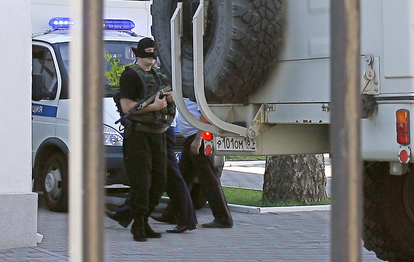 Kohtuhoone esine Doni-äärses Rostovis. Seal hoones hakkab toimuma protsess Ukraina vangistatud sõjaväepiloodi Nadja Savtšenko üle.