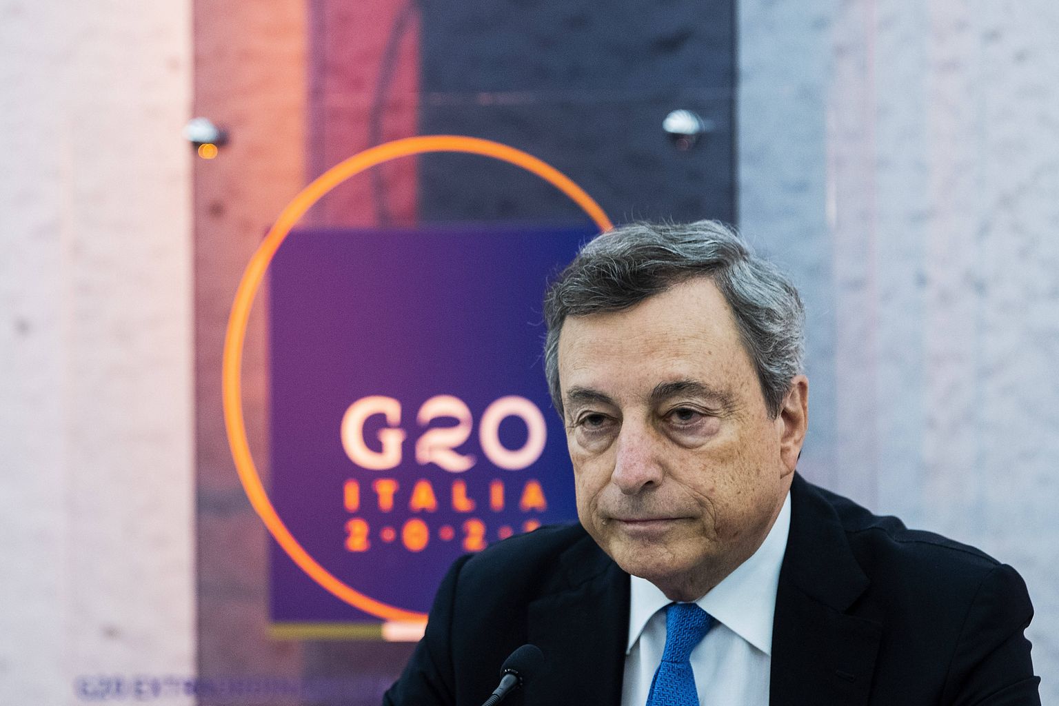 Press conference of Italian Prime Minister Mario Draghi attending after the G20 Extraordinary Leader's Meeting on Afghanistan at Palazzo Chigi, in Rome, Italy, 12 October 2021.//AGFEDITORIAL_09120025/2110130925/Credit:Francesco Fotia/AGF/SIPA/2110130934