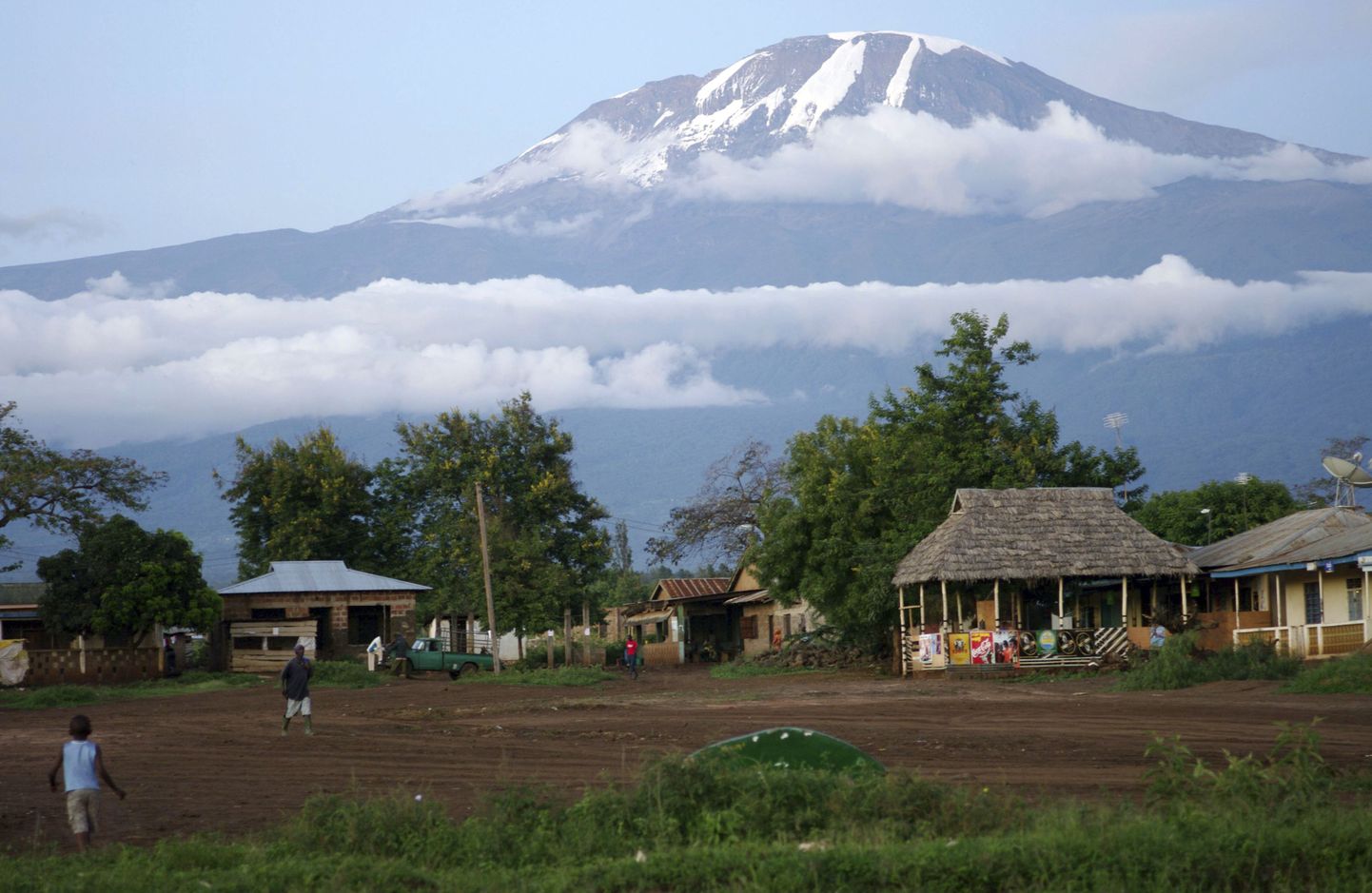 Aafrika kõrgeim mägi Kilimanjaro (5895 m).