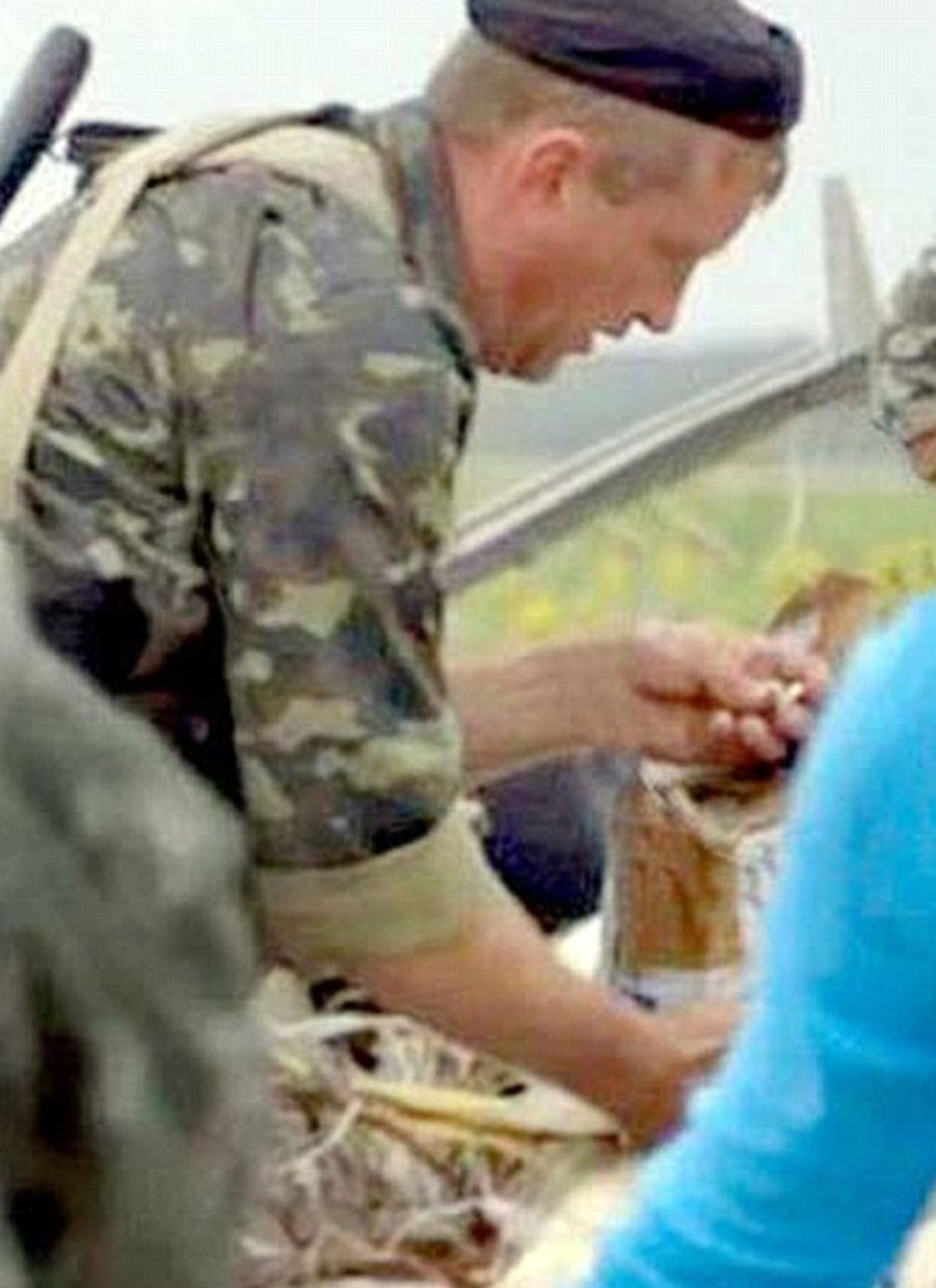 Ida-Ukraina separatist varastas MH17 hukkunu sõrmuse?