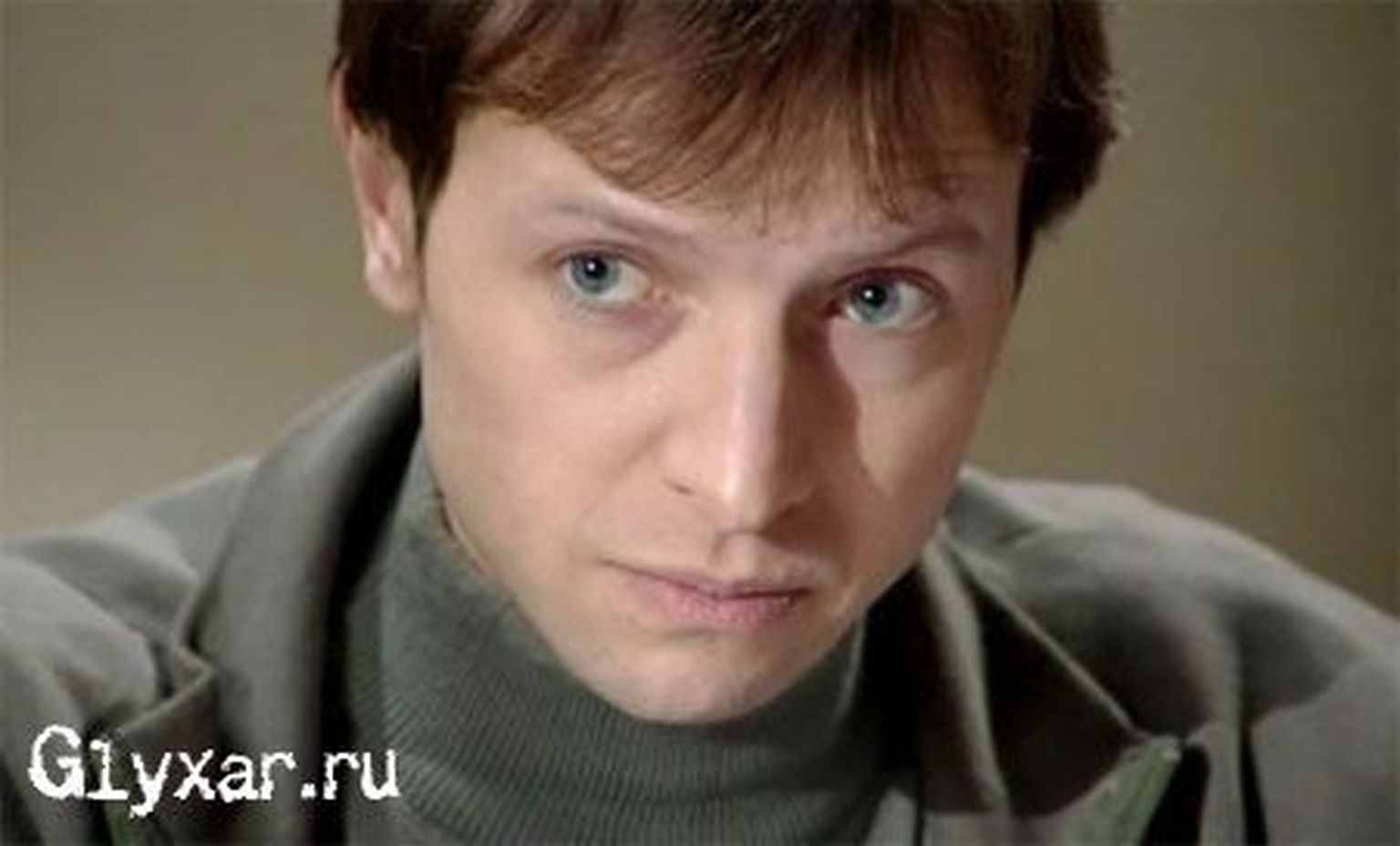 Александ Бобров в роли старшего лейтенанта Андрея Агапова