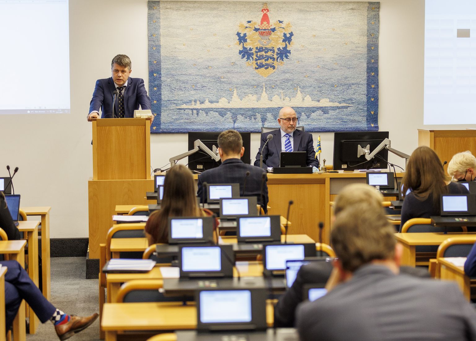 Tallinna volikogu.
