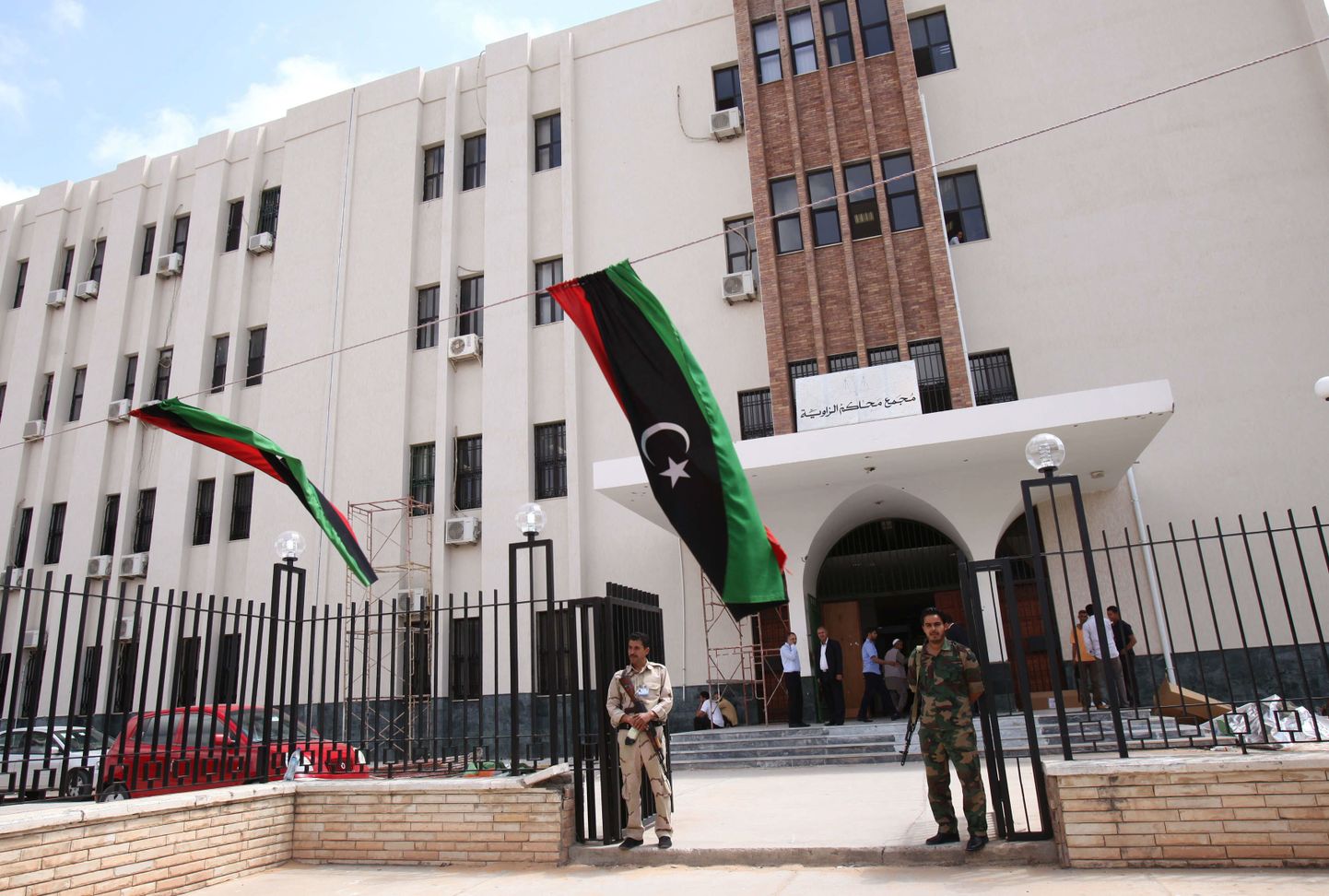 Kohtuhoone Zawiyah's, kus on pooleli kohtuprotsess Muammar Gaddafit toetanud liibüalaste üle.