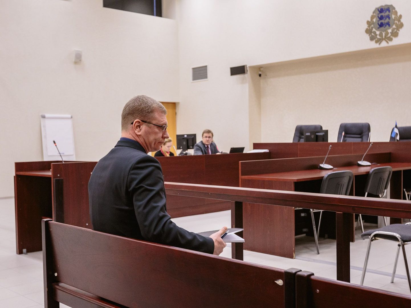 Председатель Нарвского горсобрания Александр Ефимов предстал перед судом.