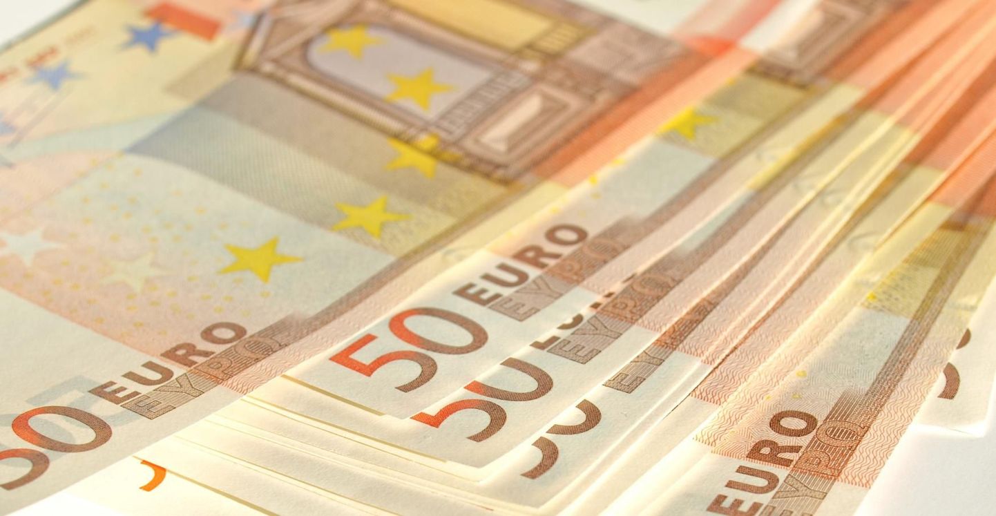 Väärtpaberiregistri andmeil kaubeldi 1. detsembril börsiväliselt enam kui 9 miljardi euroga.